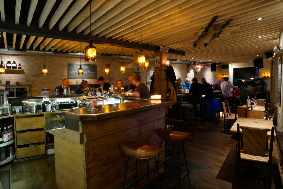 Unsere Haus Bar - Di Alt Apothek